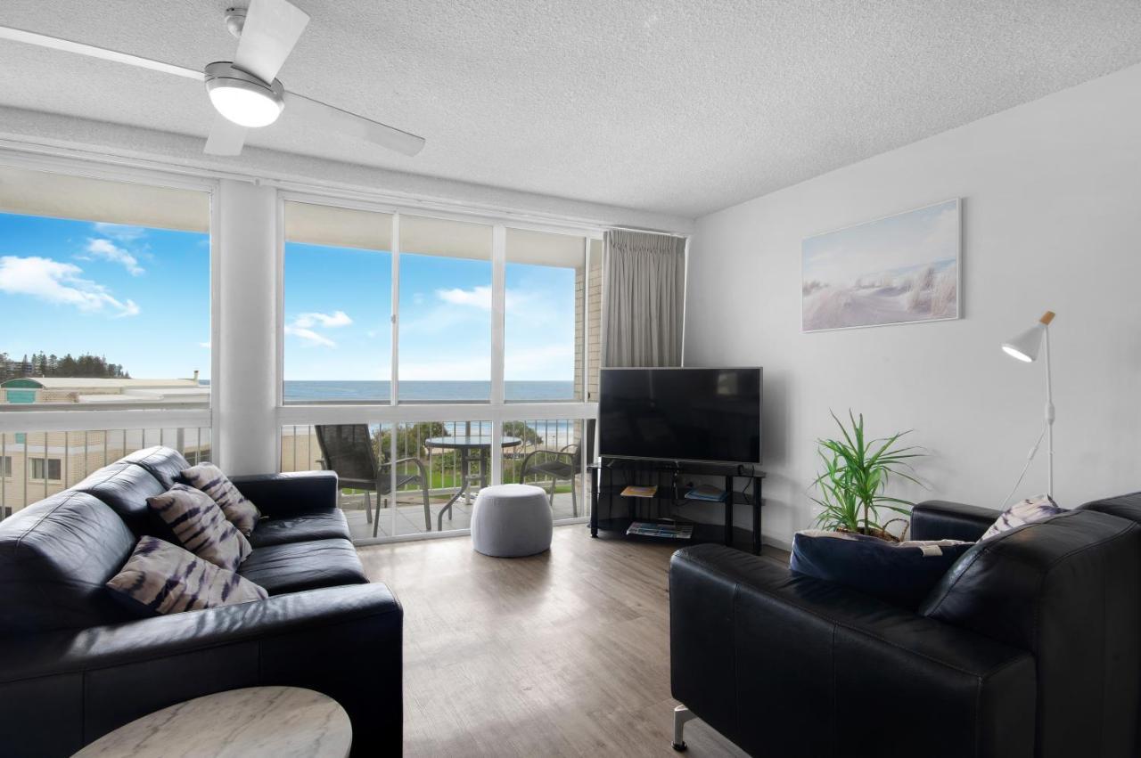 Capeview Apartments - Right On Kings Beach Caloundra Luaran gambar