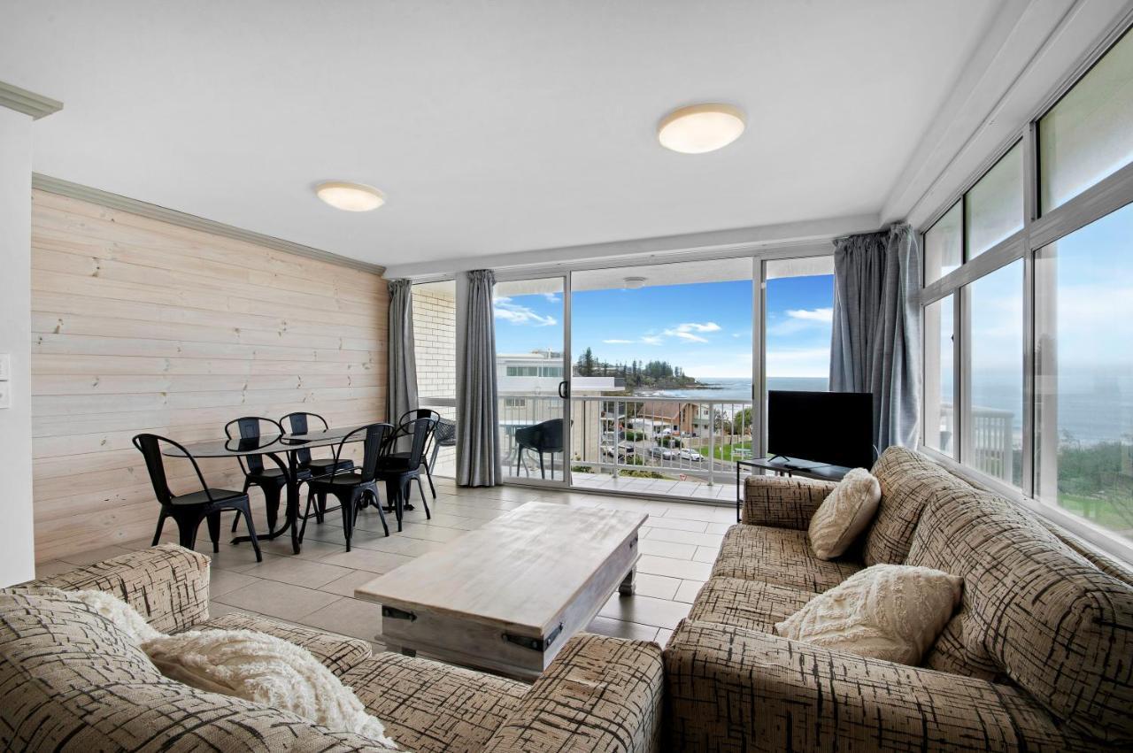 Capeview Apartments - Right On Kings Beach Caloundra Luaran gambar